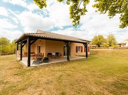 Spacious Villa With Large Garden