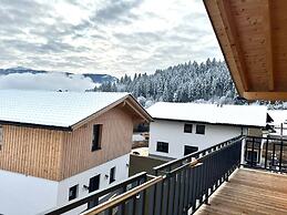 Chalet Near Lake Pressegger and Nassfeld ski Area