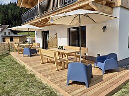 Chalet Near Lake Pressegger and Nassfeld ski Area