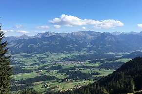 Nice Holiday Apartment in Fischen