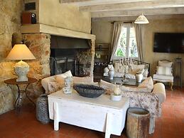 Holiday Home in Lorgues With Private Pool