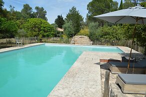 Holiday Home in Lorgues With Private Pool