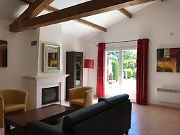 Superb Vacation Home With Terrace
