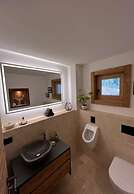 Maja Chalets Comfortable Holiday Residence