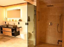 Maja Chalets Comfortable Holiday Residence