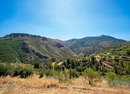Holiday Home in Laroya With Pool & BBQ