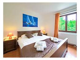 Villa Tara With a Beautiful Heated Pool