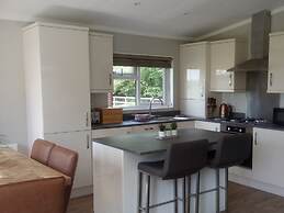 Lodge in Beautiful Kent Countryside