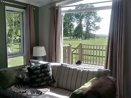 Lodge in Beautiful Kent Countryside