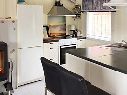 8 Person Holiday Home in Klokkarstua