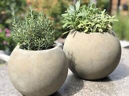 Baldauf Modern Retreat