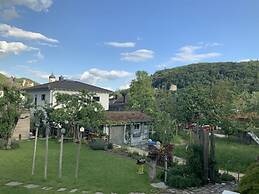 Baldauf Modern Retreat