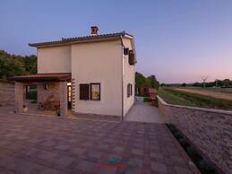 Madonnina Comfortable Holiday Residence