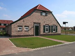 Beautiful Holiday Home With Luxury Bbq, in Limburg