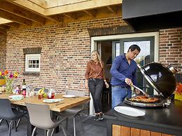 Beautiful Holiday Home With Luxury Bbq, in Limburg