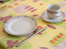 Modern 1st Floor Apartment in Oostduinkerke