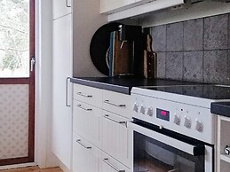 8 Person Holiday Home in Hogklint-by Traum