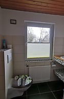Kubis Modern Retreat