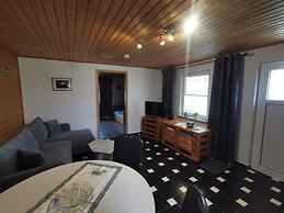 Kubis Modern Retreat
