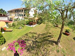 Gorgeous Cottage in Pescaglia With Swimming Pool
