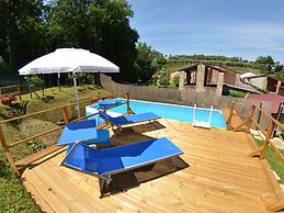 Gorgeous Cottage in Pescaglia With Swimming Pool