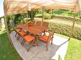 Gorgeous Cottage in Pescaglia With Swimming Pool