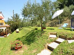 Gorgeous Cottage in Pescaglia With Swimming Pool