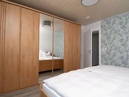 Elas Place Modern Retreat