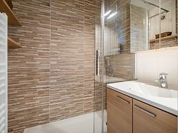 Vitalo 401 With sea View Located on the Dike