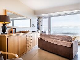 Vitalo 401 With sea View Located on the Dike