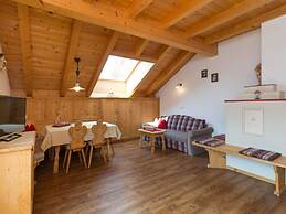 Cosy Apartment in Welsberg