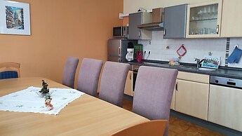 Schone Ferienwohnung mit Terrasse in Homberg