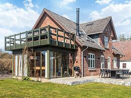 8 Person Holiday Home in Bjert