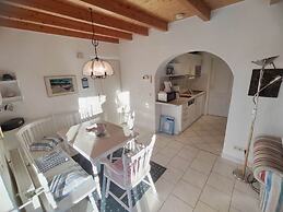 Red Beech Modern Retreat