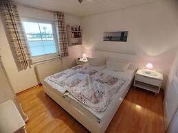 Red Beech Modern Retreat