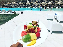 Apartment With Garden in Resort With Pool