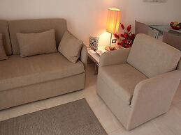 Apartment With Garden in Resort With Pool