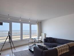 Cockpit 0102 Apartment Overlooking the sea