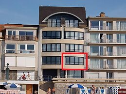 Cockpit 0102 Apartment Overlooking the sea