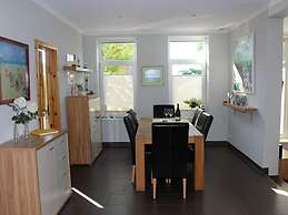 Holiday Apartment Kunsthues Laboe