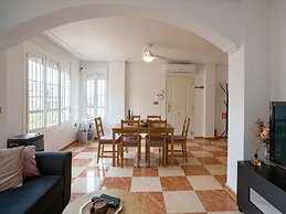 Belvilla by Oyo Lomas de Cabo Roig