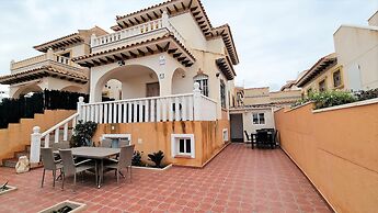 Terraced Home in Cabo Roig