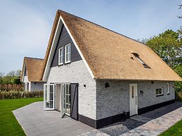 New Thatched Villa Near the Beach