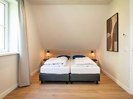 New Thatched Villa Near the Beach