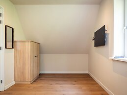 New Thatched Villa Near the Beach