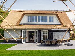 New Thatched Villa Near the Beach