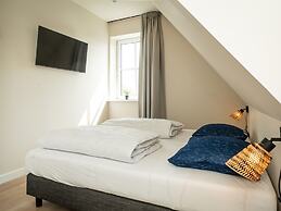 New Thatched Villa Near the Beach