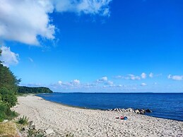in the Countryside Modern Retreat