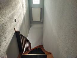 in the Countryside Modern Retreat