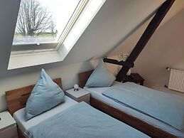 in the Countryside Modern Retreat